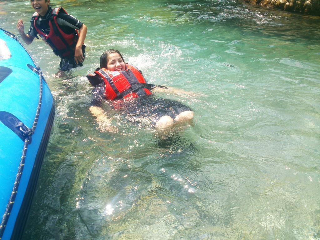 Rafting Camp Tara Center Tri Vodenice Bastasi المظهر الخارجي الصورة