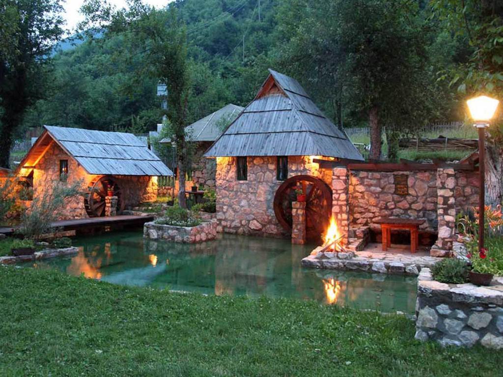 Rafting Camp Tara Center Tri Vodenice Bastasi الغرفة الصورة